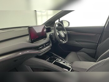 Used Skoda Enyaq 2025 for sale - 76046487: Photo