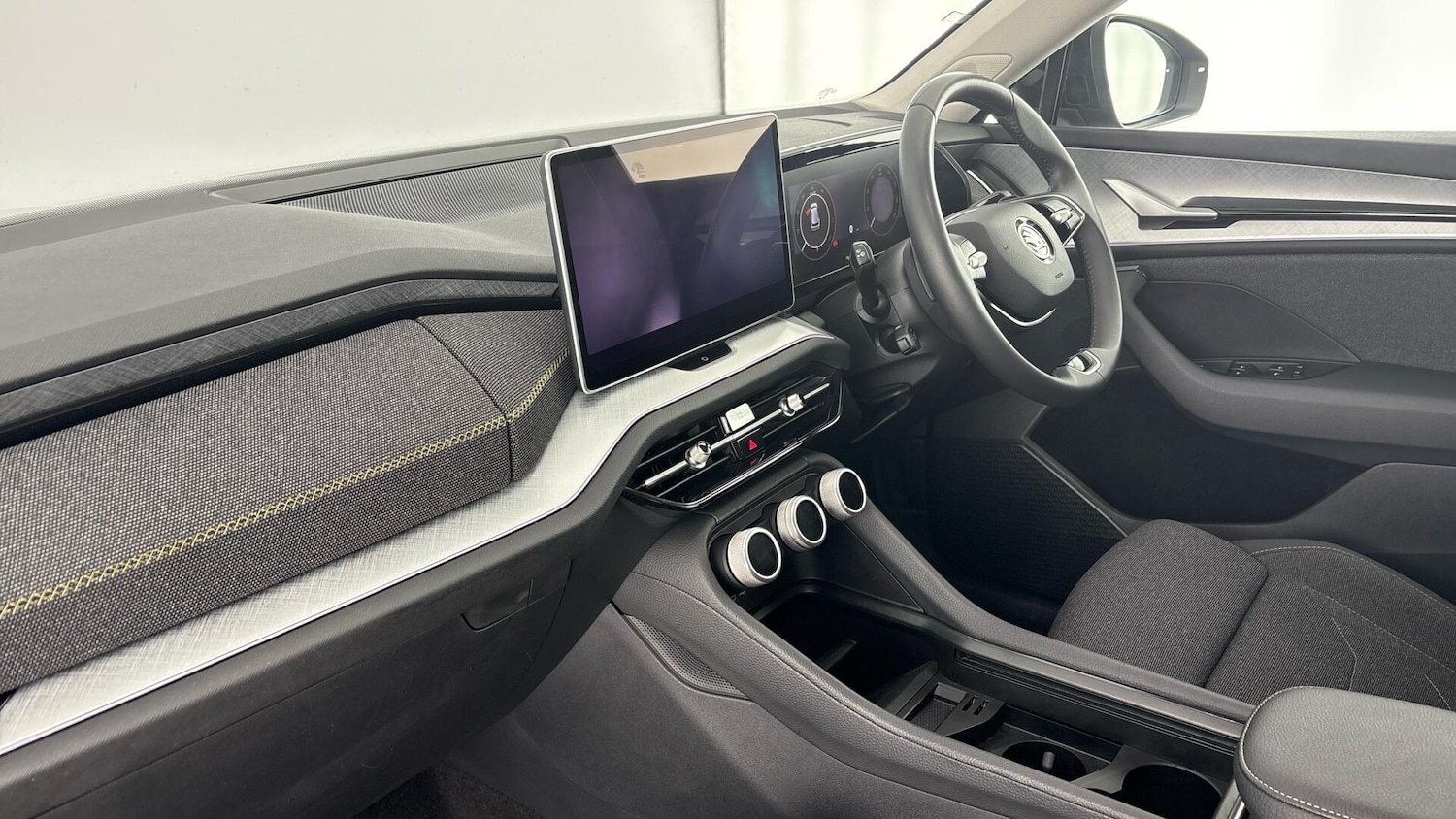 Used Skoda Kodiaq 2024 for sale - 77602825: Photo 2