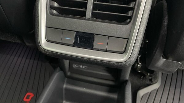 Used Skoda Enyaq 2025 for sale - 75608034: Photo 33