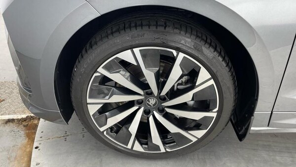 Used Skoda Enyaq 2025 for sale - 75608034: Photo 51