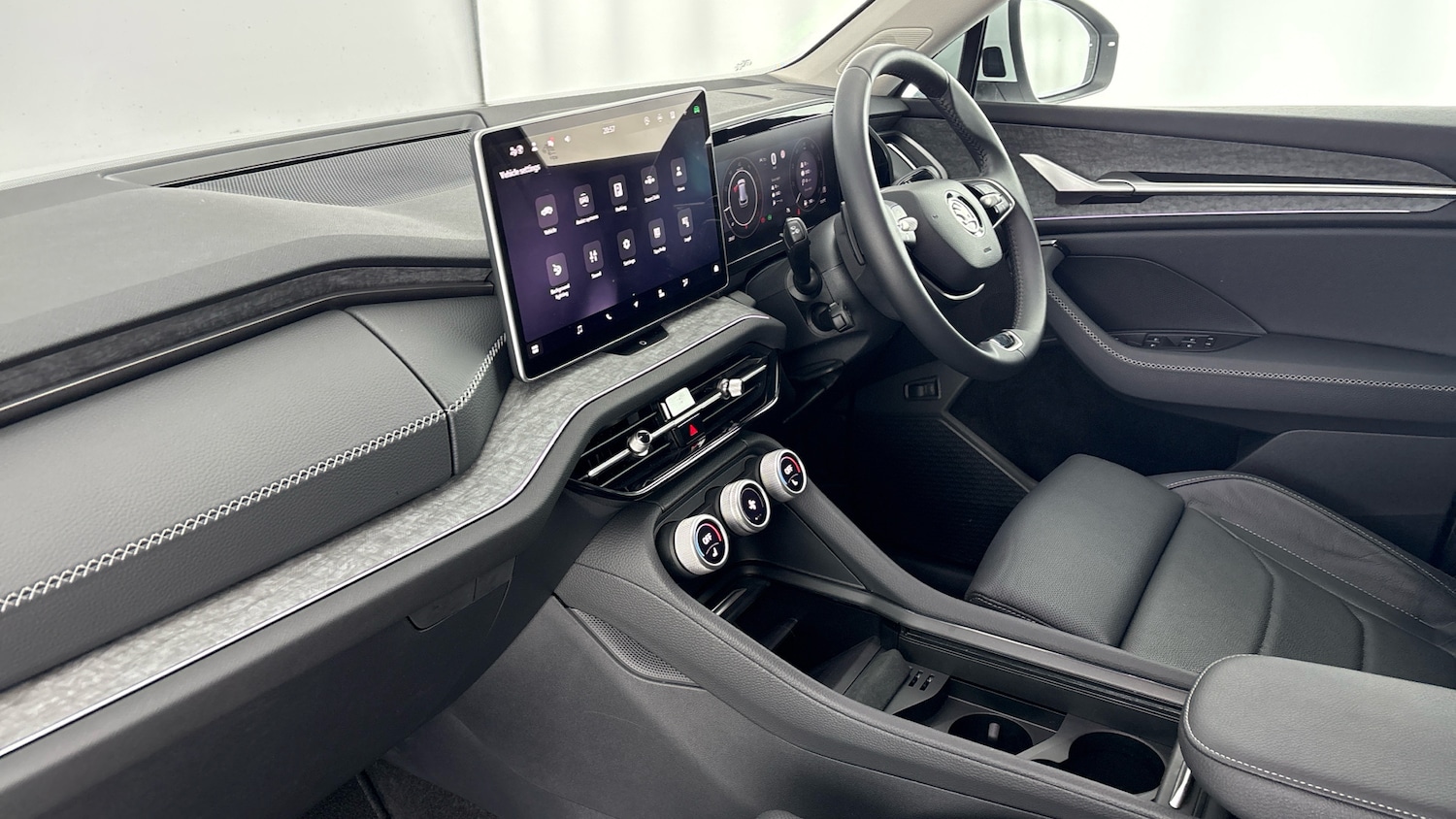 Used Skoda Kodiaq 2024 for sale - 77602829: Photo 2