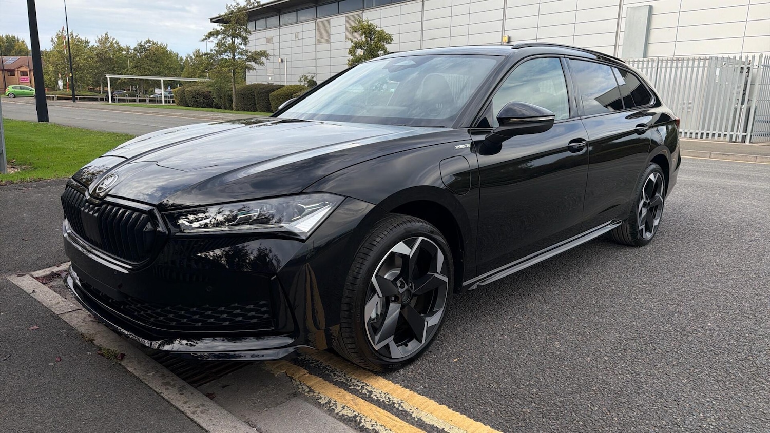 Used Skoda Superb for sale - 77602739: Photo 10