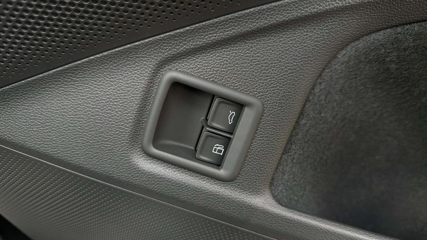 Used Skoda Superb for sale - 77602739: Photo 23