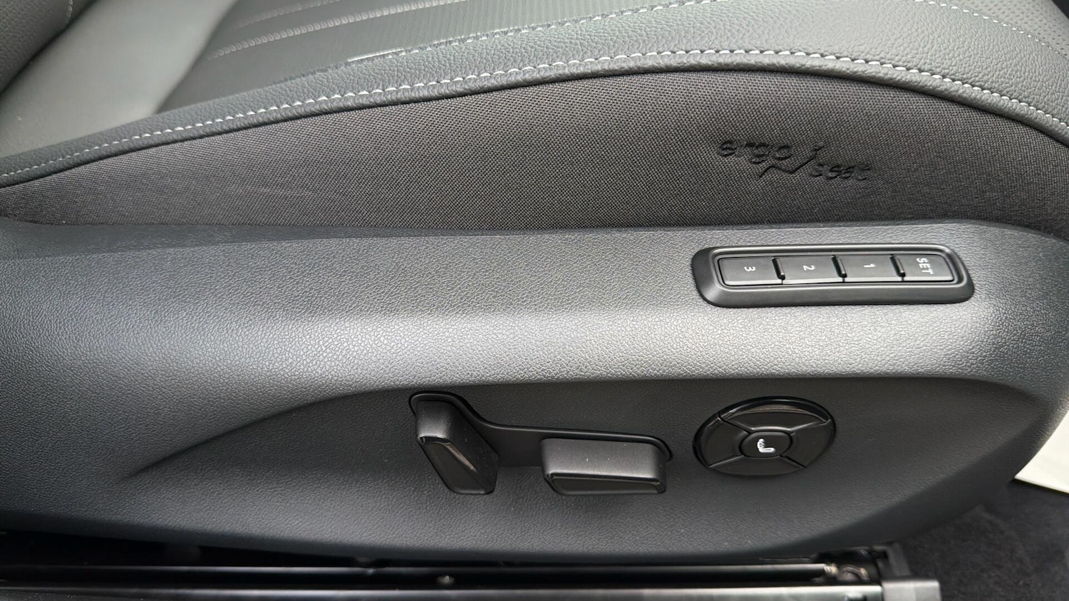 Used Skoda Superb for sale - 77602739: Photo 24