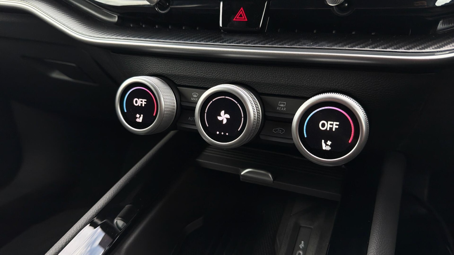 Used Skoda Superb for sale - 77602739: Photo 40