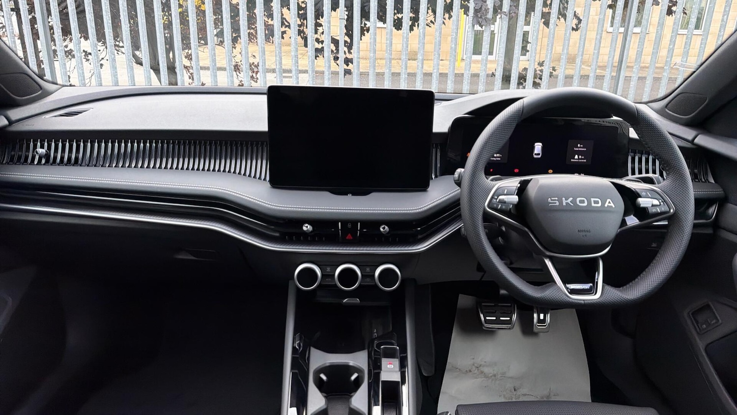 Used Skoda Superb for sale - 77602739: Photo 8