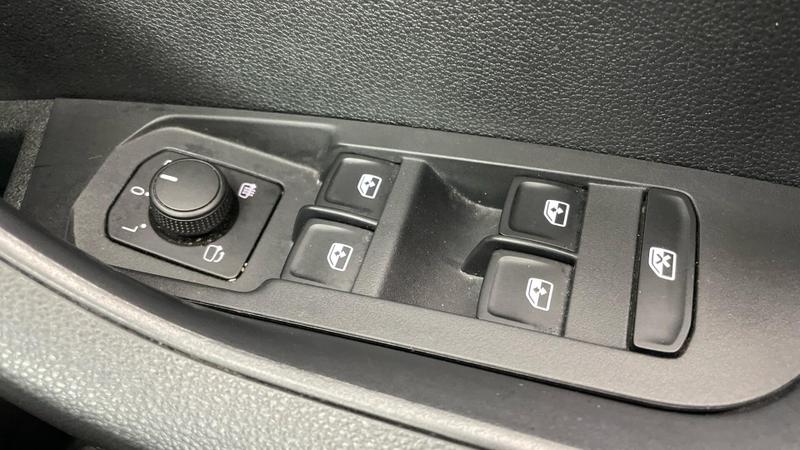 Used Skoda Karoq 2023 for sale - 76131287: Photo 20