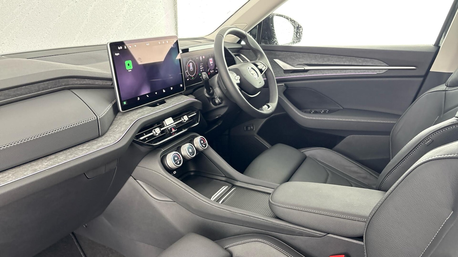 Used Skoda Kodiaq 2024 for sale - 77602902: Photo 2