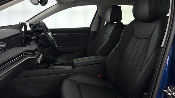Used Skoda Superb 2025 for sale - 75791976: Photo 42