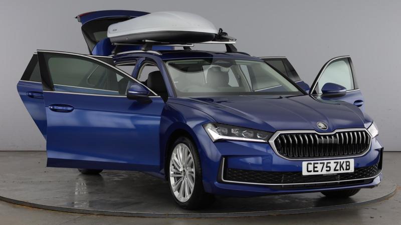 Used Skoda Superb 2025 for sale - 76918352: Photo 10