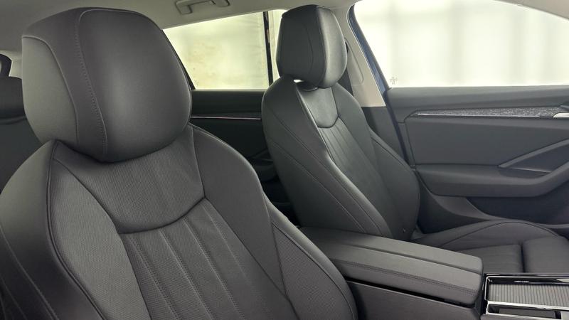 Used Skoda Superb 2025 for sale - 76918352: Photo 20