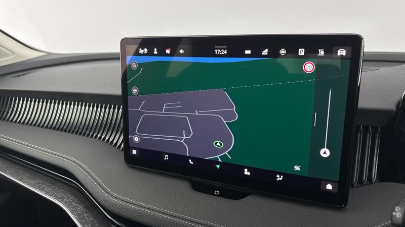 Used Skoda Superb 2025 for sale - 76918352: Photo 23