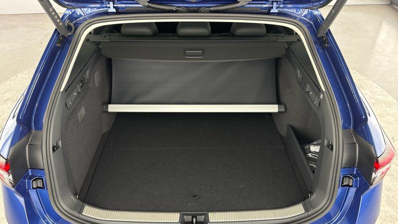 Used Skoda Superb 2025 for sale - 76918352: Photo 32