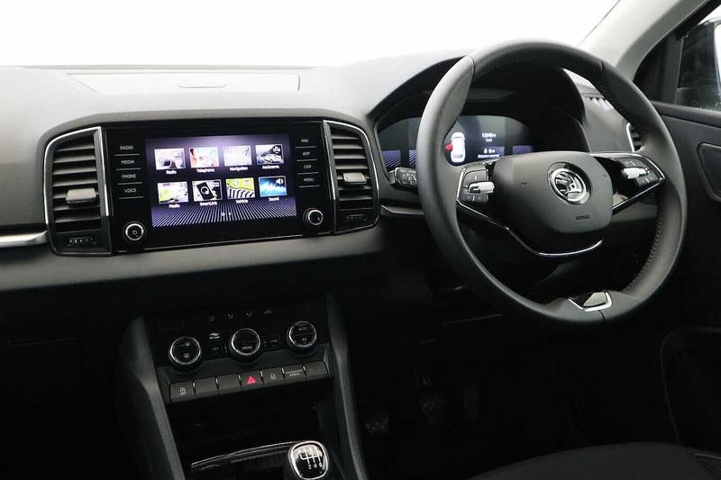 Used Skoda Karoq 2024 for sale - 76590125: Photo 2