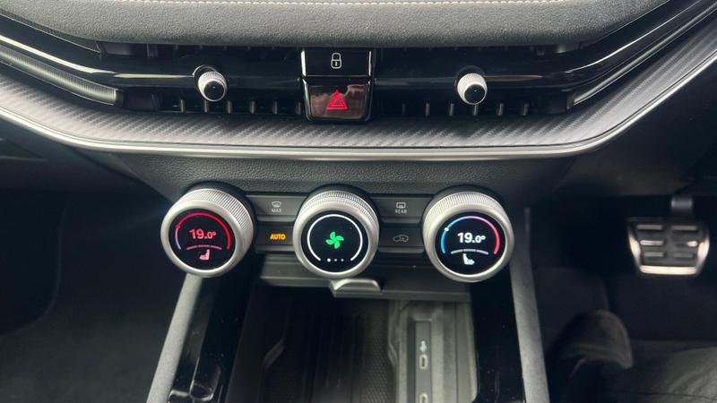 Used Skoda Superb for sale - 77447362: Photo 29