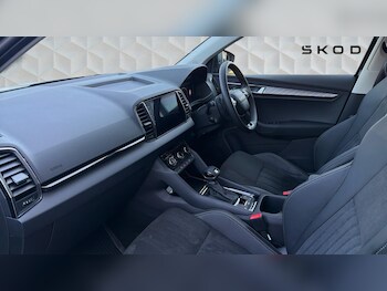Used Skoda Karoq 2025 for sale - 77602320: Photo
