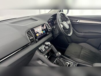 Used Skoda Karoq 2024 for sale - 77336015: Photo