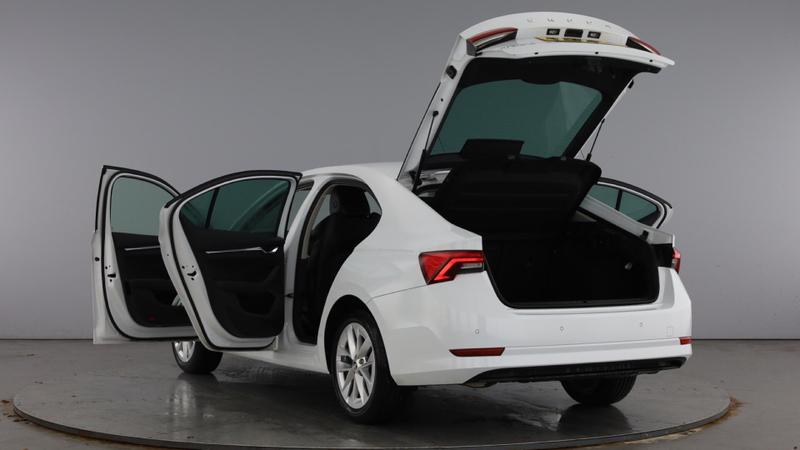 Used Skoda Octavia 2021 for sale - 76931360: Photo 11