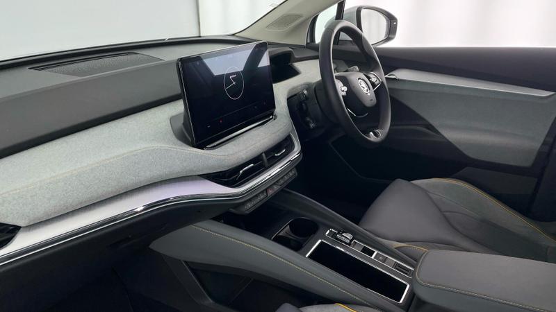 Used Skoda Enyaq 2023 for sale - 76517692: Photo 2