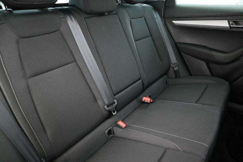 Used Skoda Karoq 2024 for sale - 76517701: Photo 9