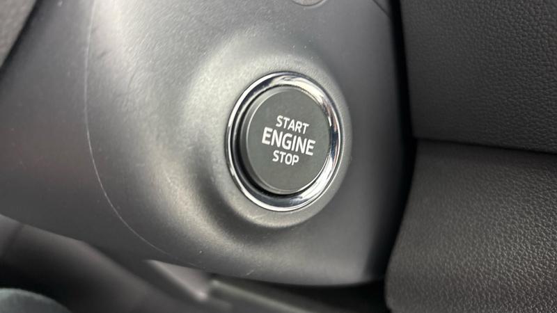 Used Skoda Karoq 2024 for sale - 76931195: Photo 25