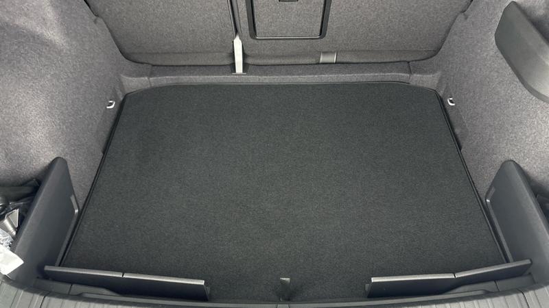 Used Skoda Karoq 2024 for sale - 76931195: Photo 32