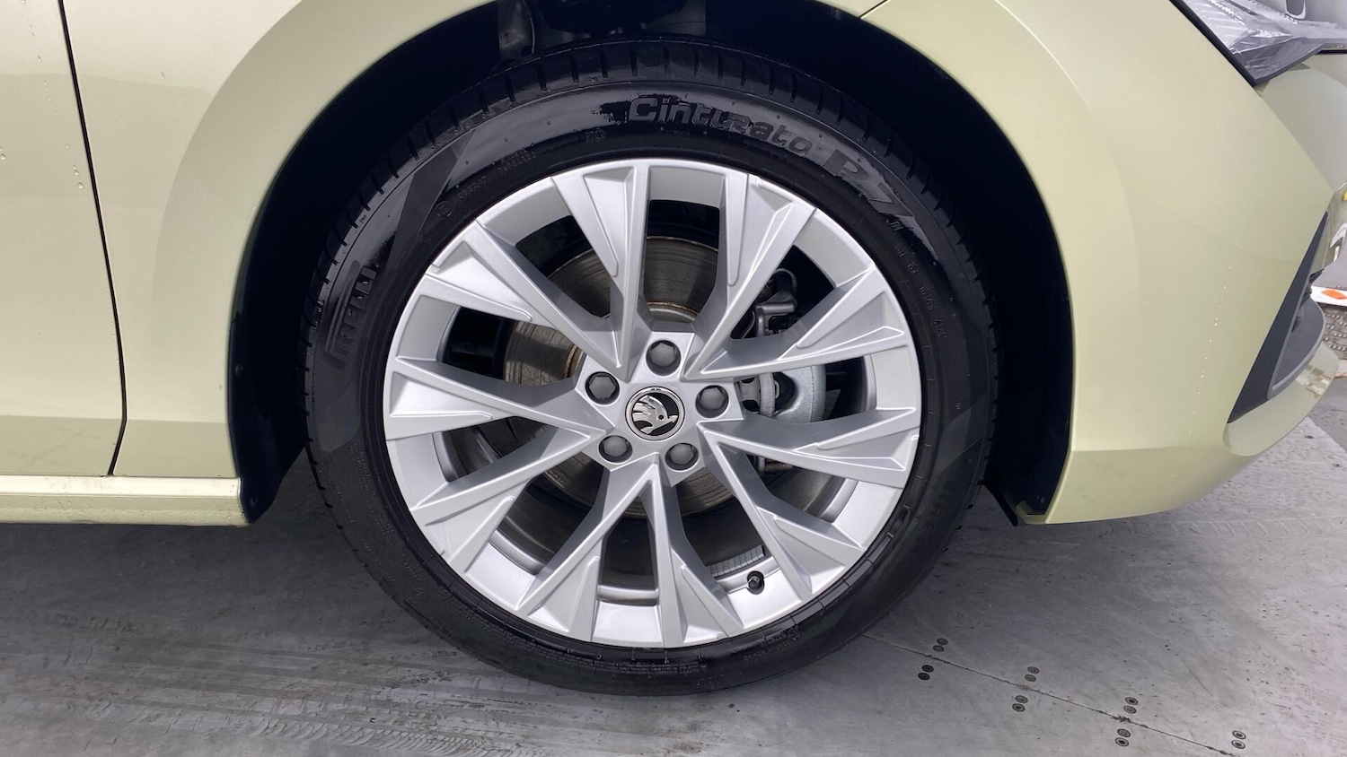 Used Skoda Superb 2025 for sale - 77515607: Photo 6