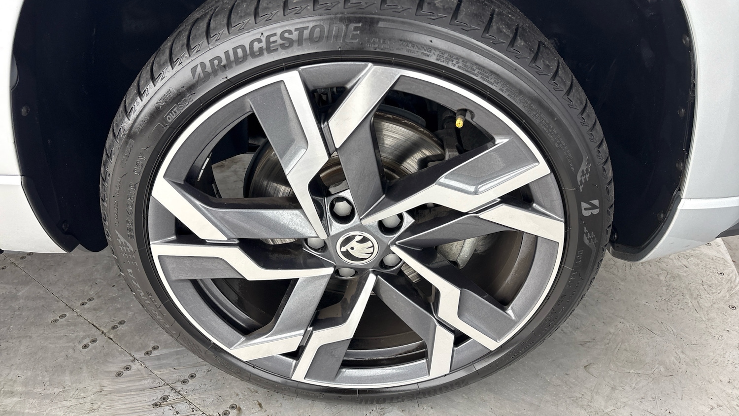 Used Skoda Karoq 2024 for sale - 77602801: Photo 6