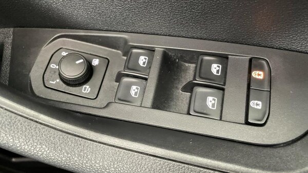 Used Skoda Karoq 2025 for sale - 75160251: Photo 19