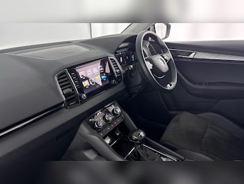 Used Skoda Karoq 2024 for sale - 77743398: Photo