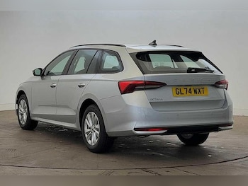 Used Skoda Octavia 2024 for sale - 76467732: Photo