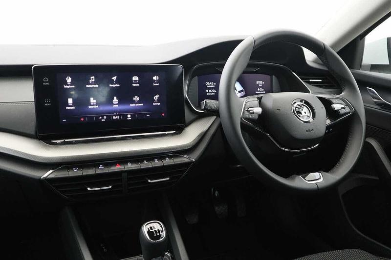 Used Skoda Octavia 2023 for sale - 76931242: Photo 2