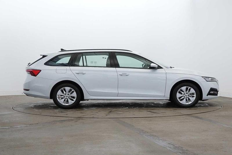 Used Skoda Octavia 2023 for sale - 76931242: Photo 4