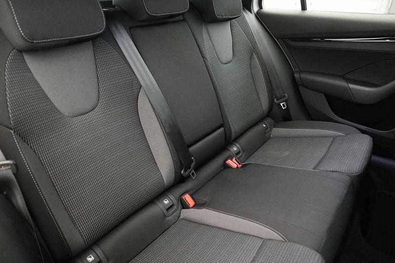 Used Skoda Octavia 2023 for sale - 76931242: Photo 9