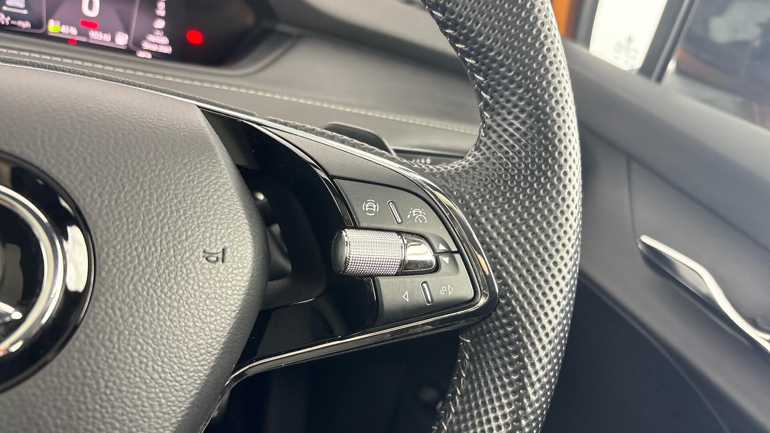 Used Skoda Enyaq 2023 for sale - 77691025: Photo 30