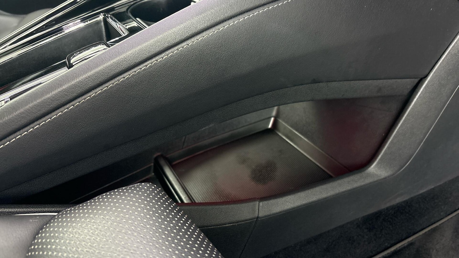 Used Skoda Enyaq 2023 for sale - 77691025: Photo 32