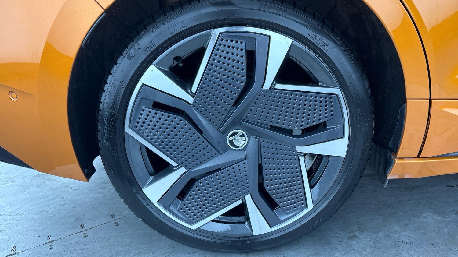 Used Skoda Enyaq 2023 for sale - 77691025: Photo 36