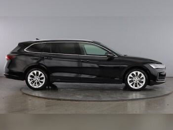 Used Skoda Superb 2024 for sale - 77602769: Photo