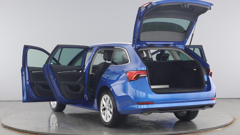 Used Skoda Octavia 2023 for sale - 75752127: Photo 12
