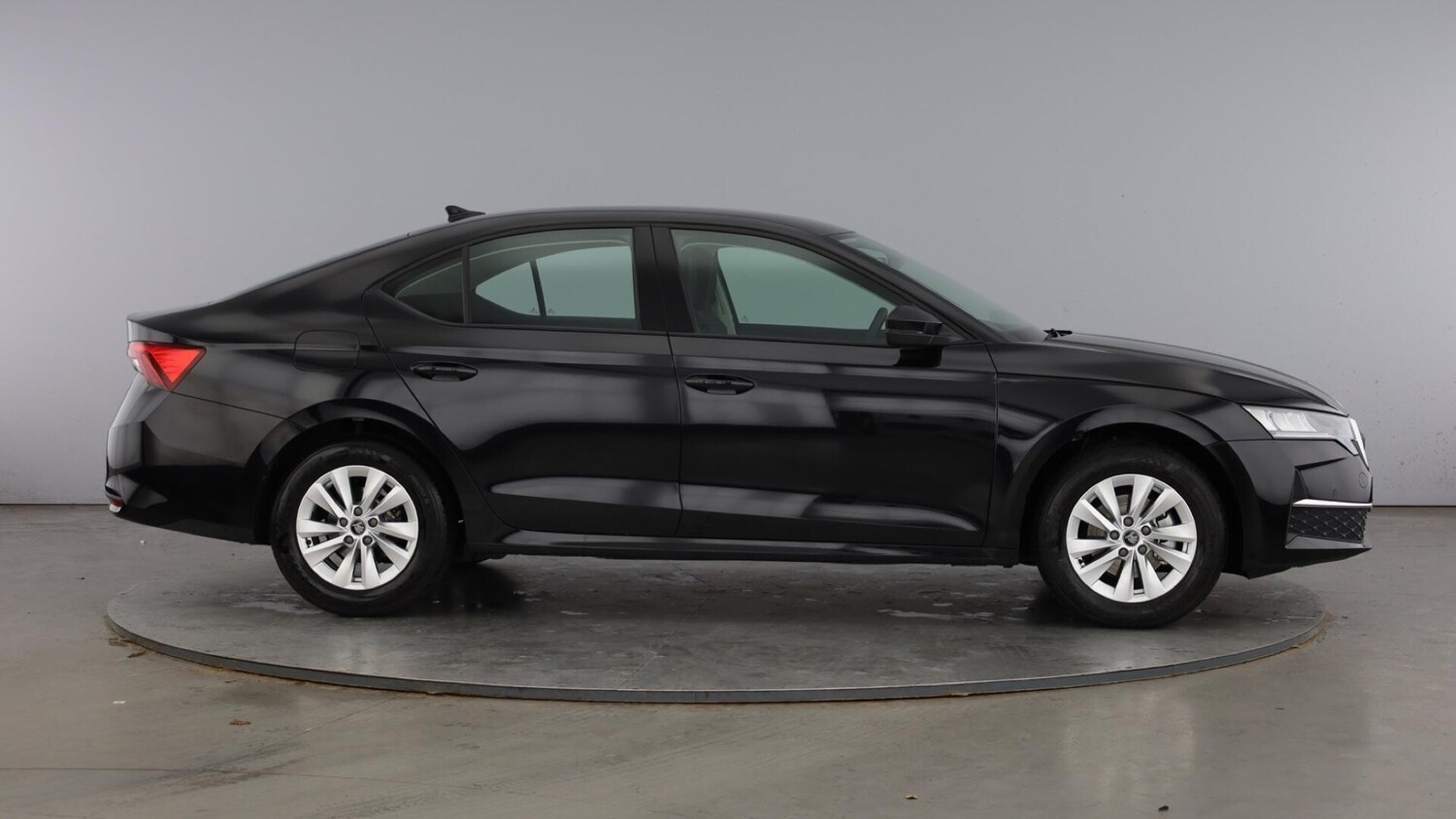 Used Skoda Octavia 2025 for sale - 77931829: Photo 4