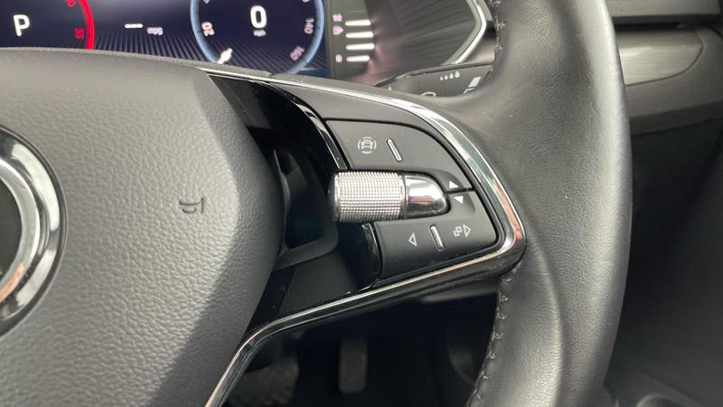 Used Skoda Superb 2023 for sale - 76131282: Photo 25