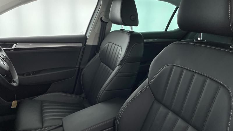 Used Skoda Superb 2023 for sale - 76131282: Photo 36