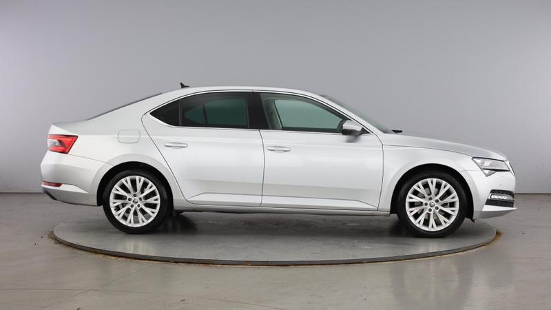 Used Skoda Superb 2023 for sale - 76131282: Photo 4