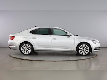 Used Skoda Superb 2023 for sale - 76131282: Photo