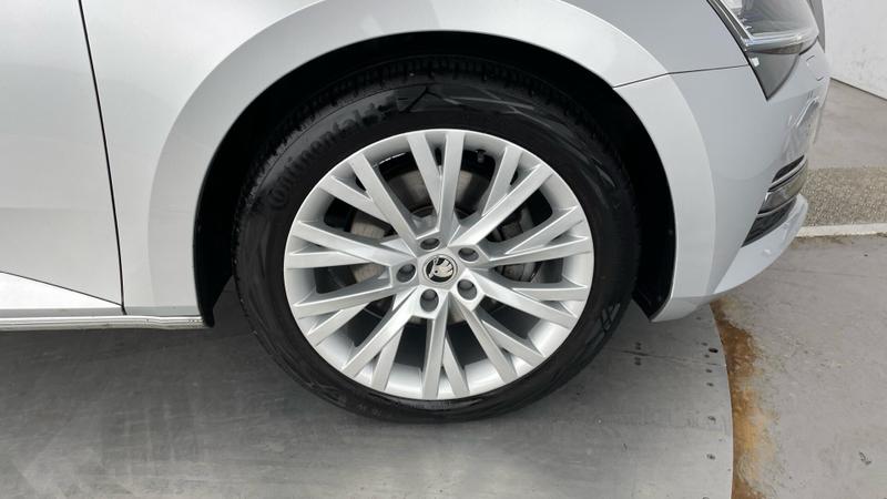 Used Skoda Superb 2023 for sale - 76131282: Photo 5