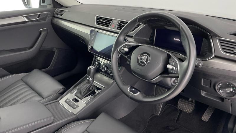 Used Skoda Superb 2023 for sale - 76131282: Photo 6