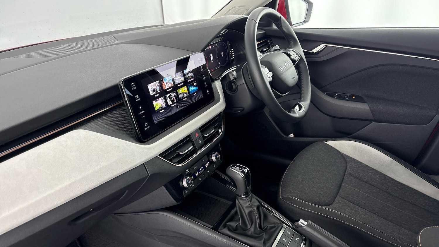 Used Skoda Scala 2025 for sale - 77515587: Photo 2
