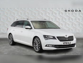 Used Skoda Superb 2018 for sale - 77931825: Photo