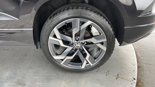 Used Skoda Karoq 2024 for sale - 75511970: Photo 33