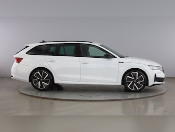 Used Skoda Octavia 2025 for sale - 79057286: Photo